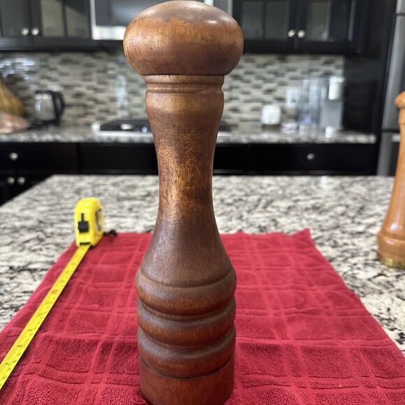 MCM Mid Century Modern Wood Salt & Pepper Set‎ By Mort N Marton Canada - Picture 2 of 5